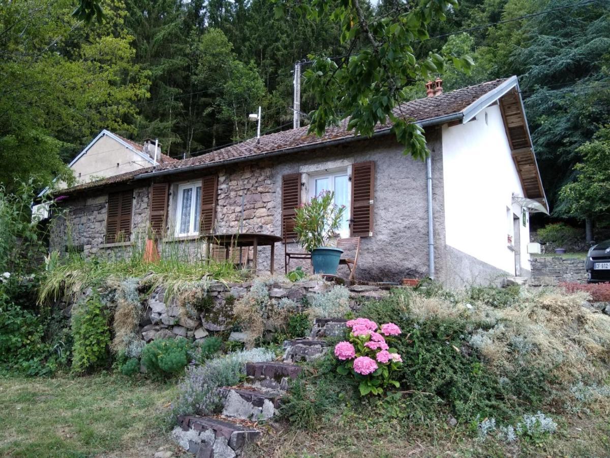 gite rural Les Maires d'Avaux Saint-Bresson Extérieur photo